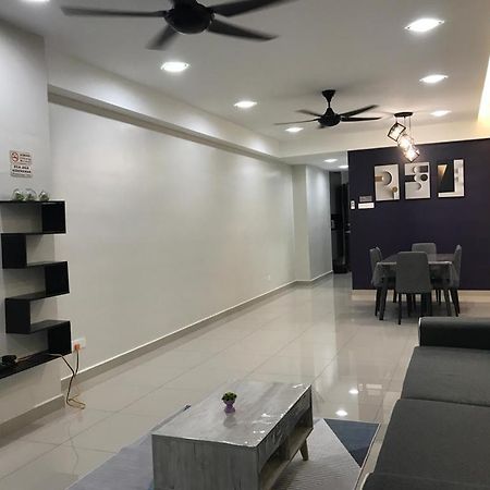 Wl Homestay Sitiawan Exteriör bild